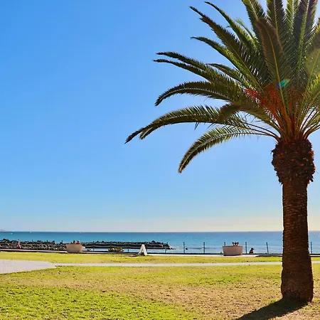 Duque Beachfront Elite Apartamento