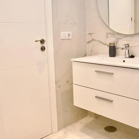 Duque Beachfront Elite Apartament