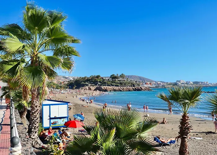 Апартаменти Duque Beachfront Elite *