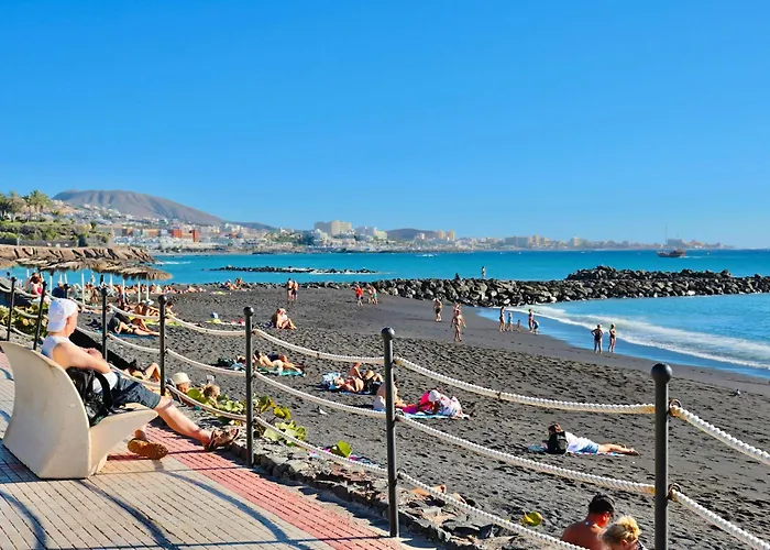 Duque Beachfront Elite Апартаменти