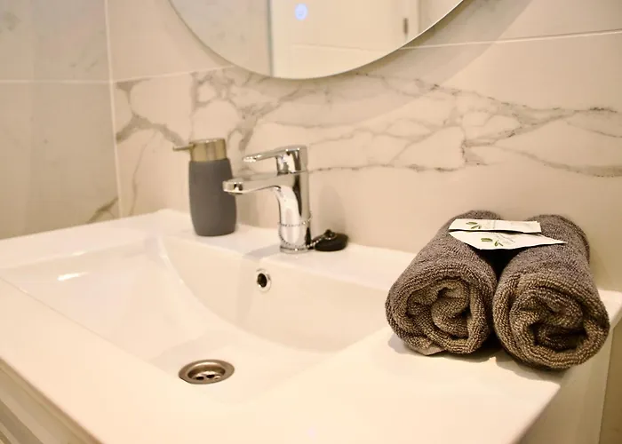 Duque Beachfront Elite Апартаменти Адехе