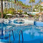 Duque Beachfront Elite 公寓