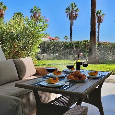 Duque Beachfront Elite Apartment