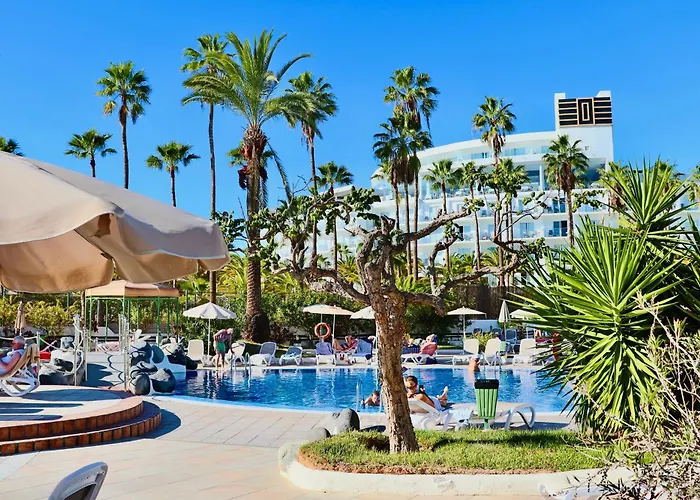 Appartement Duque Beachfront Elite